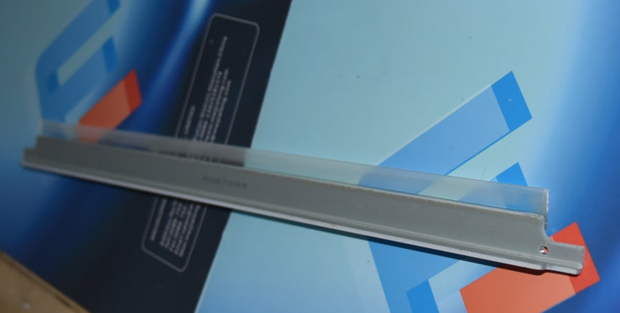 كونيكا مينولتا فرشاة تنظيف الطبل الدوارة باللون الأسود CET7027 C5500/5501/6500/6501