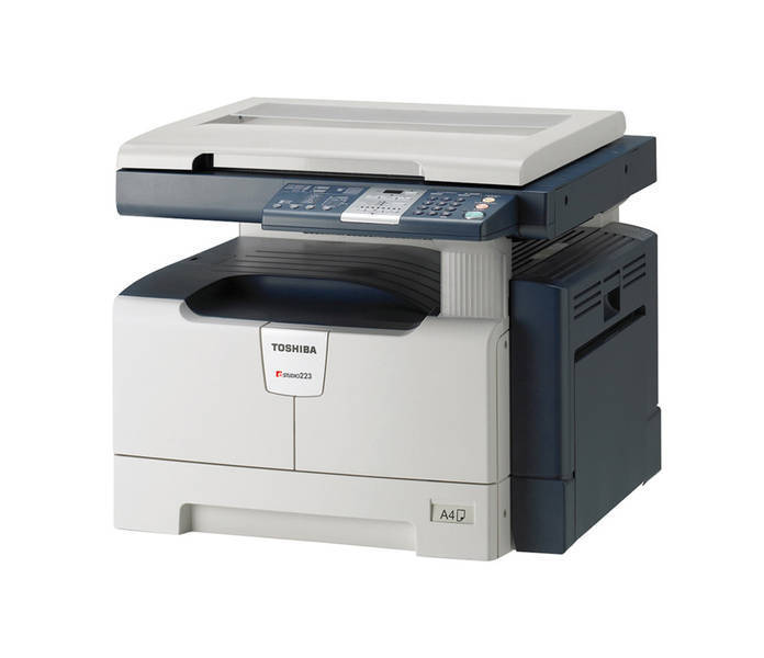 ماكينة توشيبا مستعملة eStudio 223