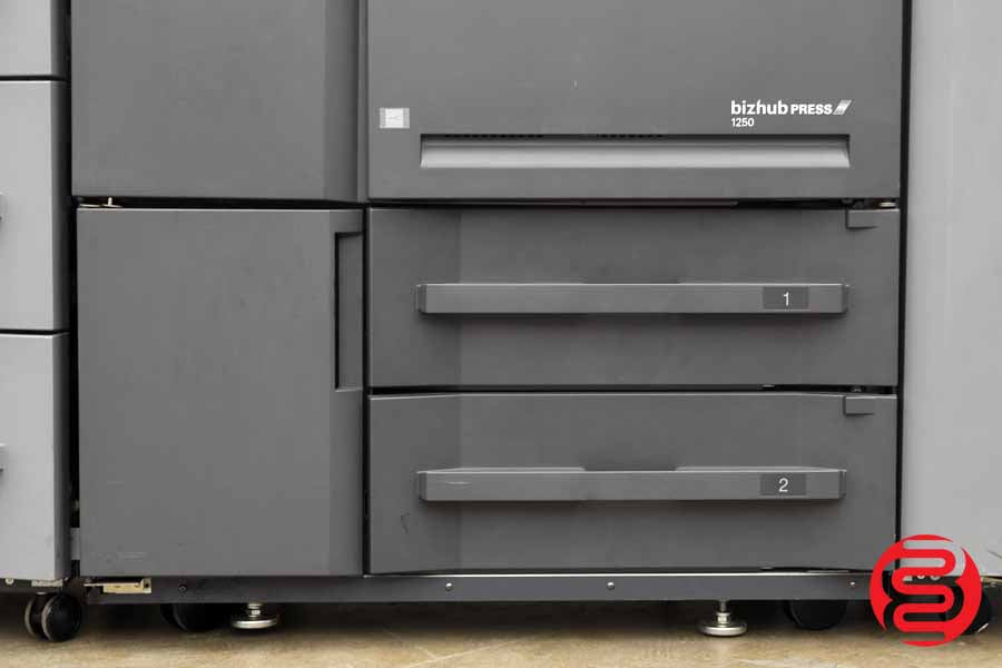 ماكينة كونيكا مينولتا مستعملة لون أسود BH 1250