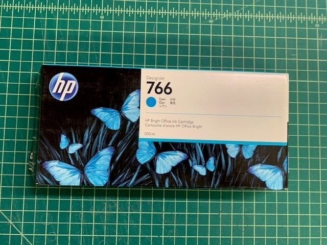 حبر HP الأصلي السماوي 766/P2V89A سعة 300 مل