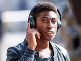Bose Noise Cancelling Headphones 700 Luxe Black