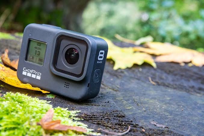 GoPro HERO8, Waterproof Action Camera with Touch Screen 4K Ultra HD Video 12MP Photos 1080p Live Streaming Stabilization - Black | HERO8